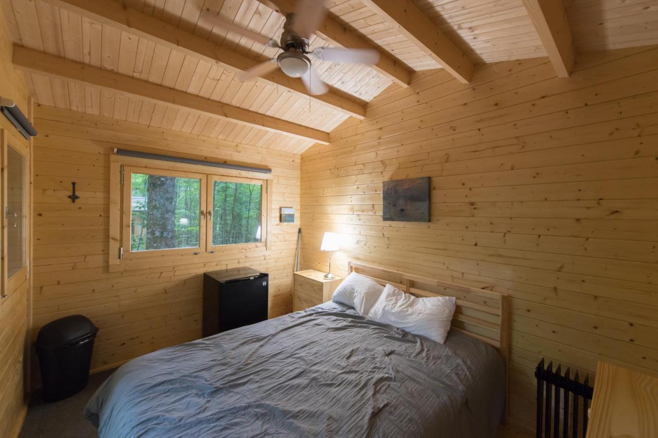 Madawaska Lodge-Cottage Esterno foto