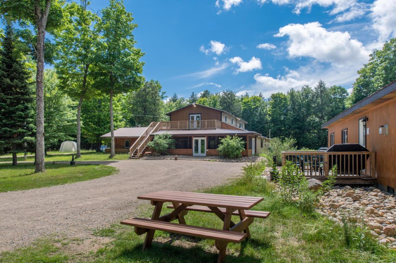 Madawaska Lodge-Cottage Esterno foto