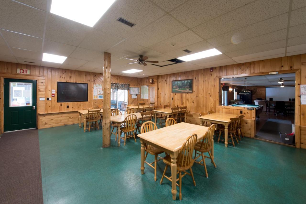 Madawaska Lodge-Cottage Esterno foto