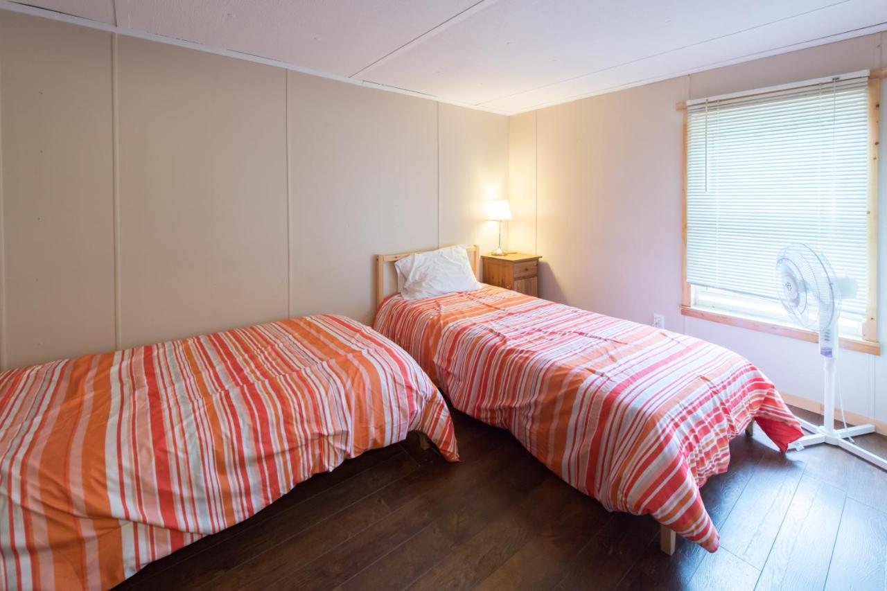 Madawaska Lodge-Cottage Esterno foto