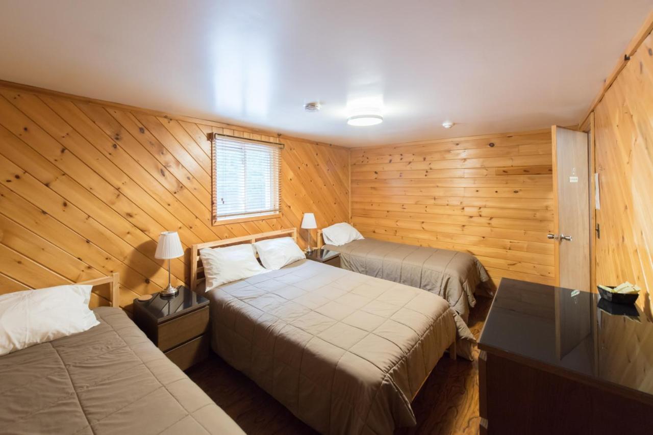 Madawaska Lodge-Cottage Esterno foto