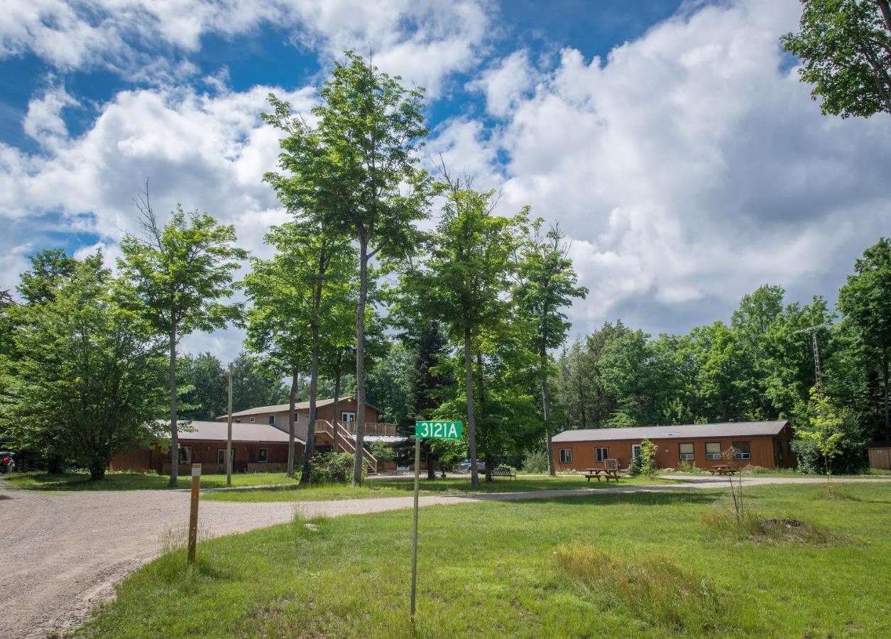 Madawaska Lodge-Cottage Esterno foto