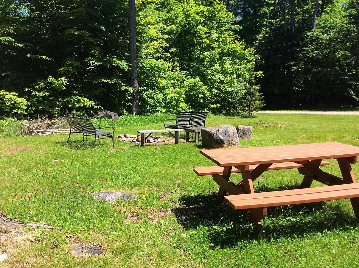 Madawaska Lodge-Cottage Esterno foto