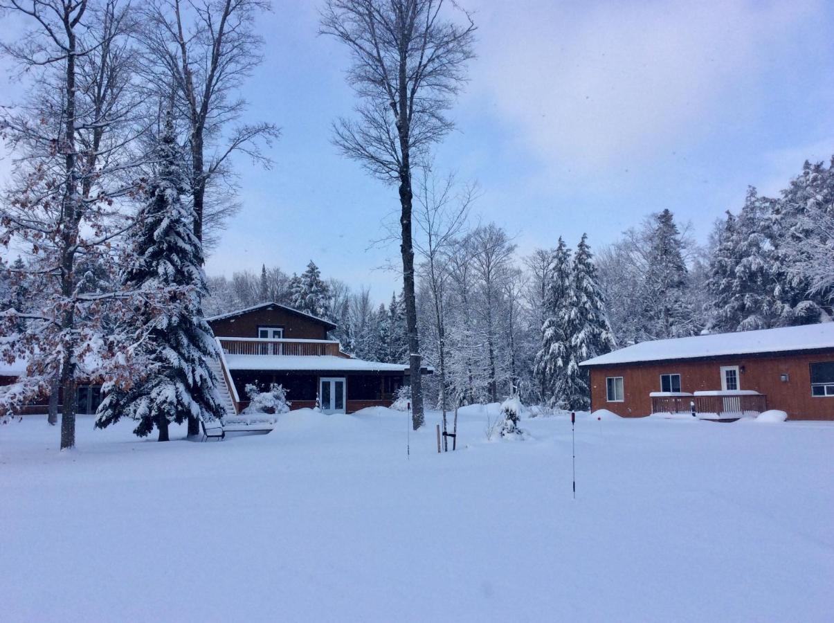 Madawaska Lodge-Cottage Esterno foto